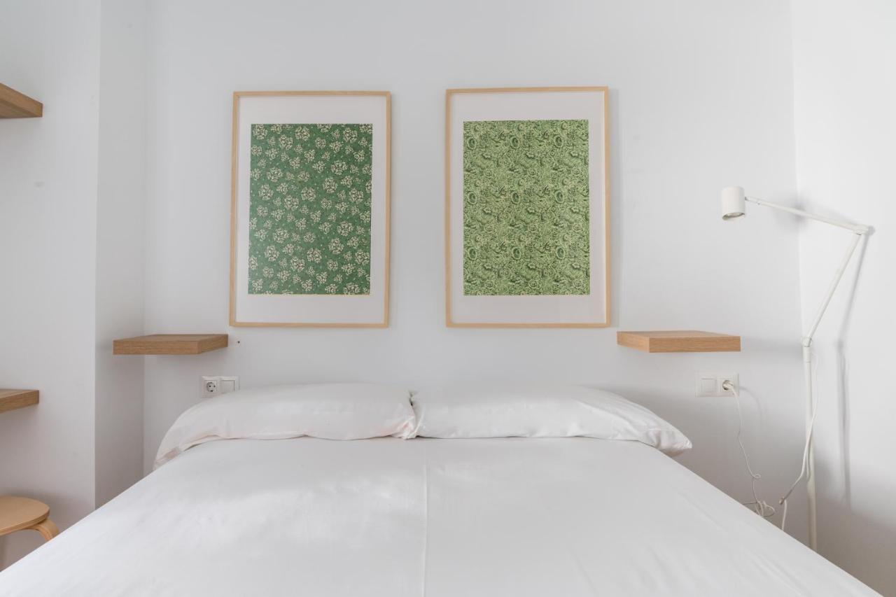 Ferienwohnung Holi-Rent Pureza Sevilla Exterior foto